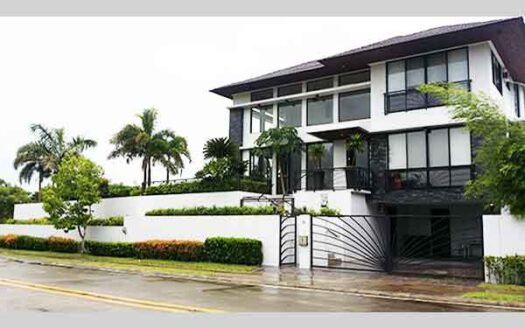 House and Lot at Ayala Westgrove Heights in Silang Cavite (near Nuvali in Sta. Rosa Laguna)