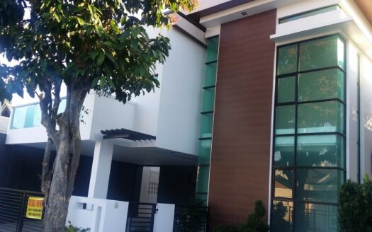 BFHEVA, BF Homes Paranaque City Rent