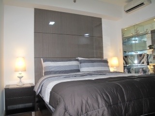 Makati Condo 1Bed Rent One Rockwell West