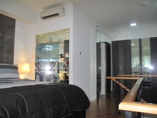 Makati Condo 1Bed Rent One Rockwell West