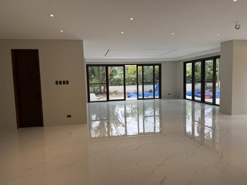 필리핀 마닐라 Alabang Village 매물 | 가족 단위 프리미엄 주택 매매