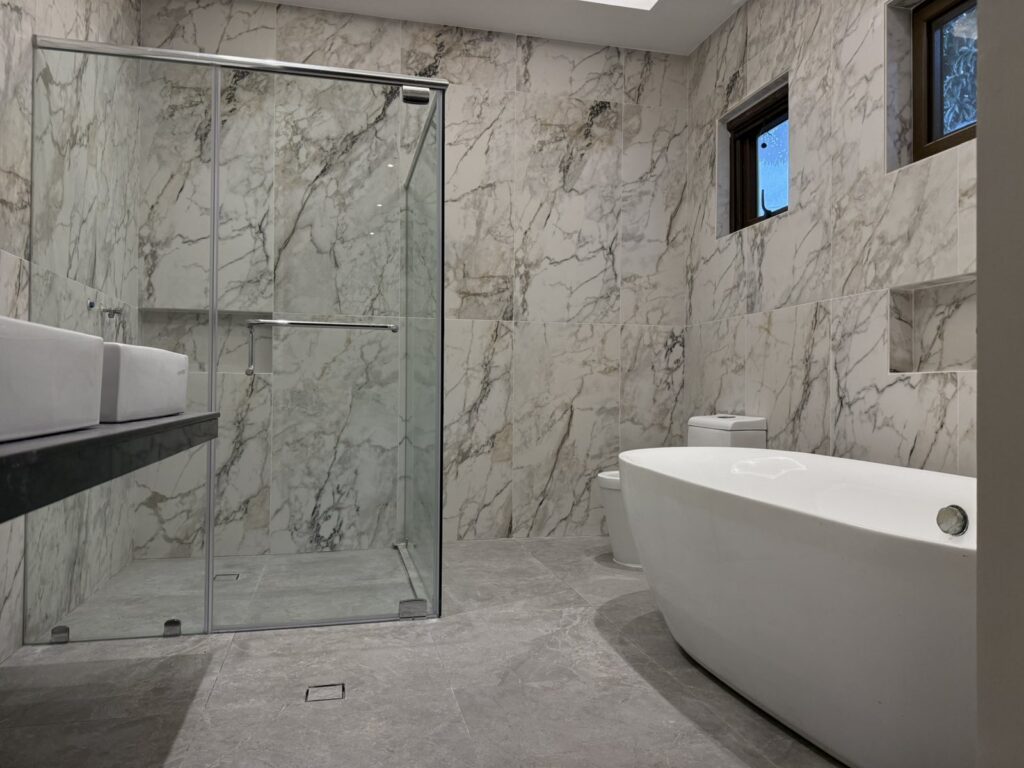 필리핀 마닐라 Alabang Village 매물 | 가족 단위 프리미엄 주택 매매