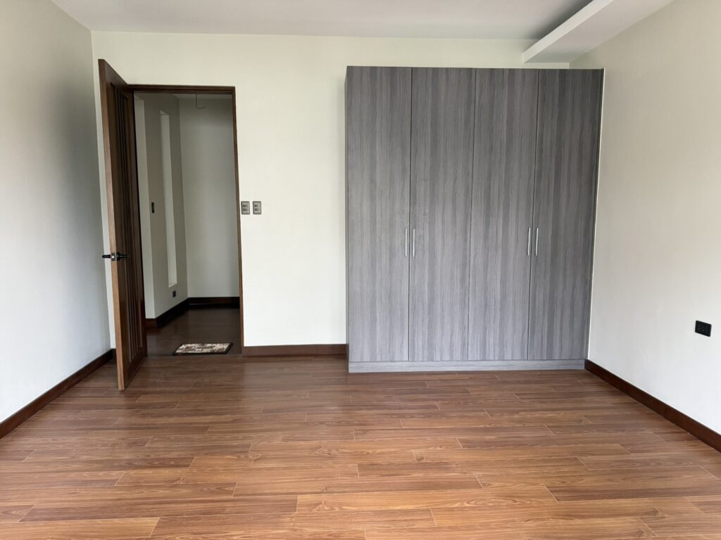 필리핀 마닐라 Alabang Village 매물 | 가족 단위 프리미엄 주택 매매