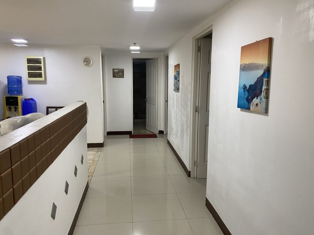 필리핀 파라냐퀘 3베드 콘도 임대 | Burgundy McKinley Place 프리미엄 레지던스