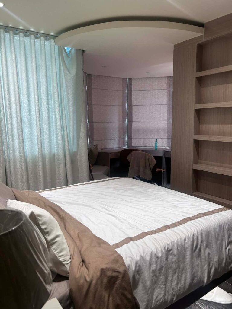 마닐라 BGC Seibu Tower 2베드 매매 | 보니파시오 글로벌시티 핵심 입지 콘도