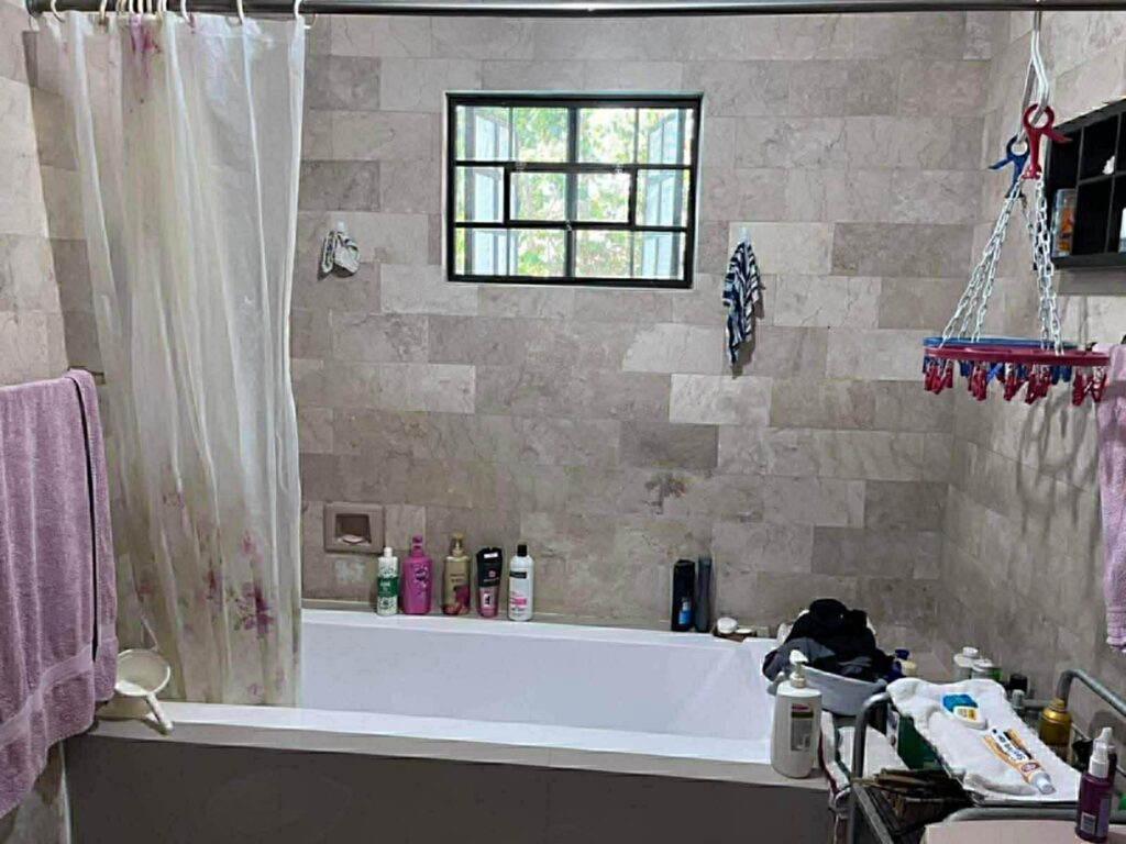 마닐라 아얄라 알라방 빌리지 4베드 매매 | 프리미엄 주거·안전한 고급 빌리지 부동산