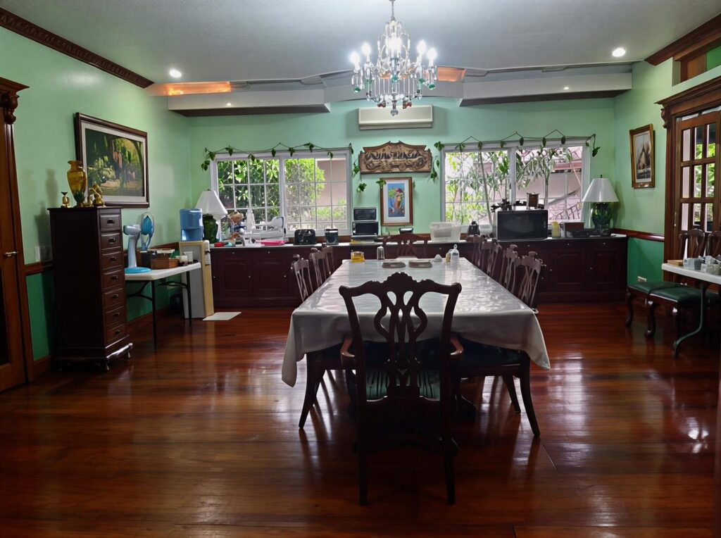 마닐라 아얄라 알라방 빌리지 4층 주택 매매 | 대저택급 고급 주거 부동산