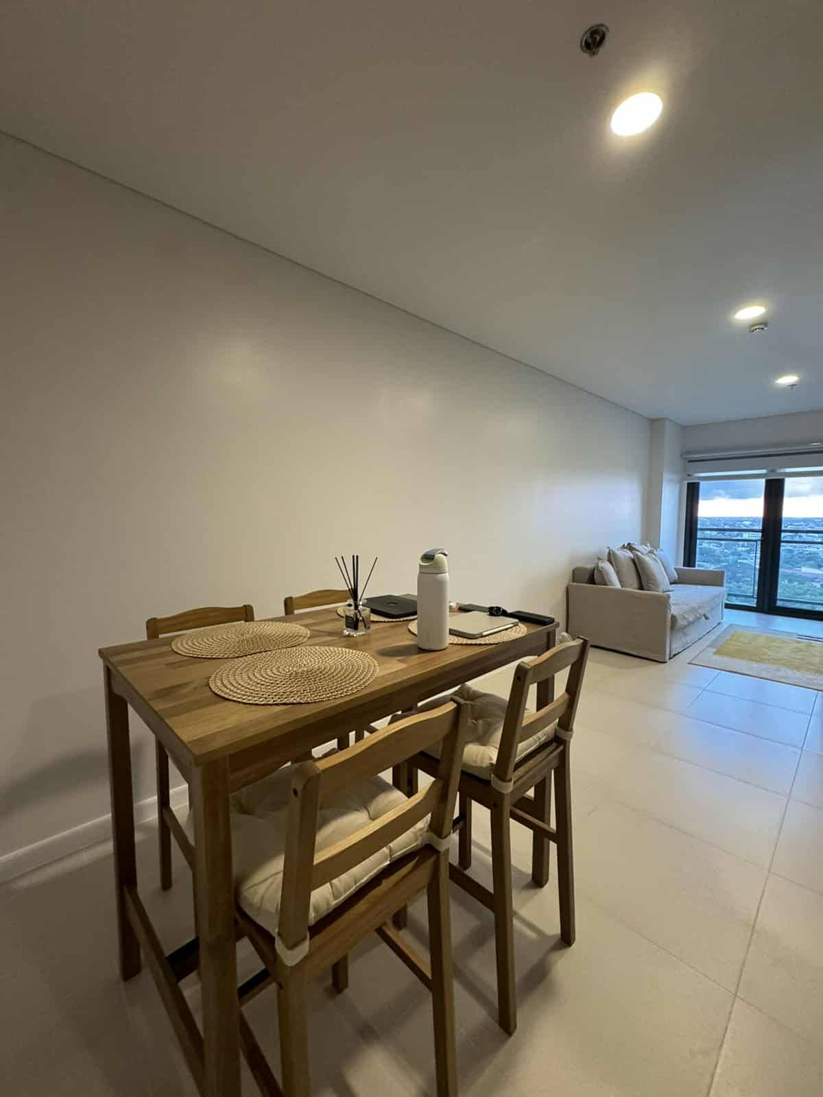 아얄라 알라방 빌리지 콘도 1베드 임대 | Alveo Viento Tower 2