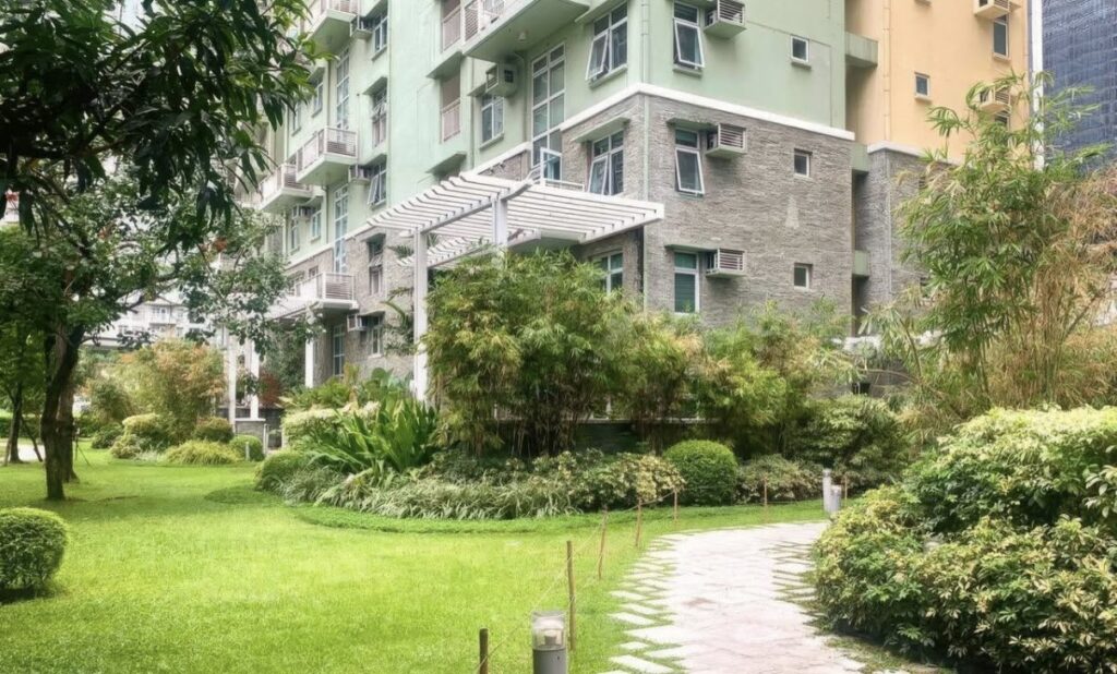 BGC 프리미엄 콘도 렌트 Two Serendra 3베드 | 1 Parking 포함