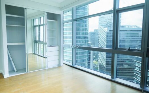 BGC 중심부 Pacific Plaza Towers North Tower 3베드룸 콘도 임대 | 최고 입지