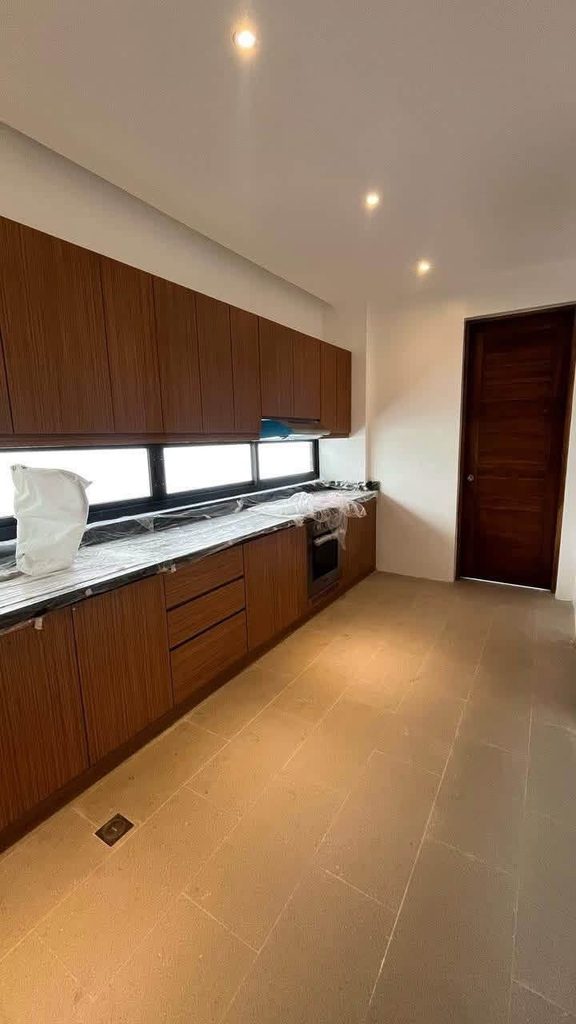 아얄라 알라방 빌리지 7베드 하우스 매매 | 548sqm 프리미엄 럭셔리 주택 넉넉한 생활 공간 ,대가족,