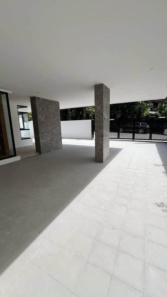 아얄라 알라방 빌리지 7베드 하우스 매매 | 548sqm 프리미엄 럭셔리 주택 넉넉한 생활 공간 ,대가족,